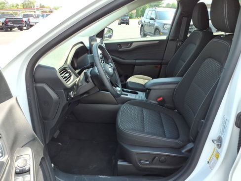 Used 2023 Ford Escape Active AWD/4WD image 13