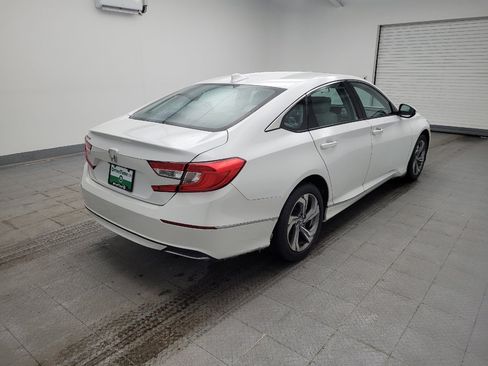 Used 2018 Honda Accord EX image 9