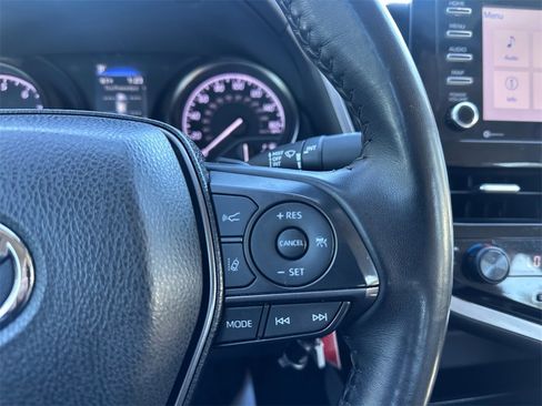 Used 2023 Toyota Camry SE image 29