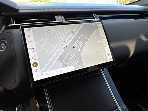 New 2026 Land Rover Range Rover Velar Dynamic SE image 18