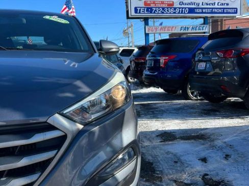 Used 2016 Hyundai Tucson Sport image 4