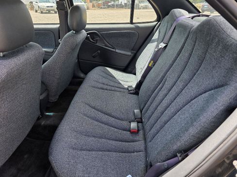 Used 2004 Chevrolet Cavalier Sedan w/ Sport Appearance Package FWD image 10