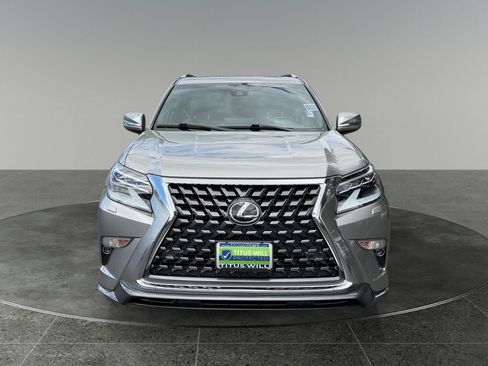 Used 2022 Lexus GX 460 Premium w/ Accessory Package AWD/4WD image 2