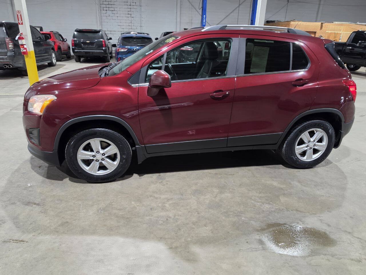 Used 2016 Chevrolet Trax LT w/ LT Convenience Package AWD/4WD image 4