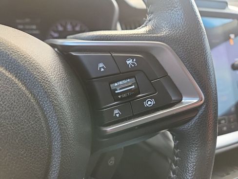 Used 2020 Subaru Outback Limited image 30
