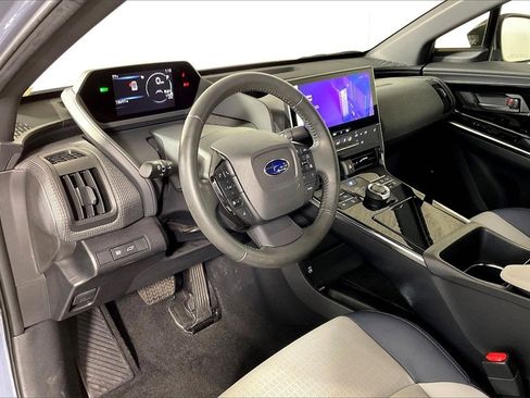 Used 2023 Subaru Solterra Limited image 14