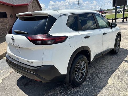 Used 2021 Nissan Rogue S FWD image 8