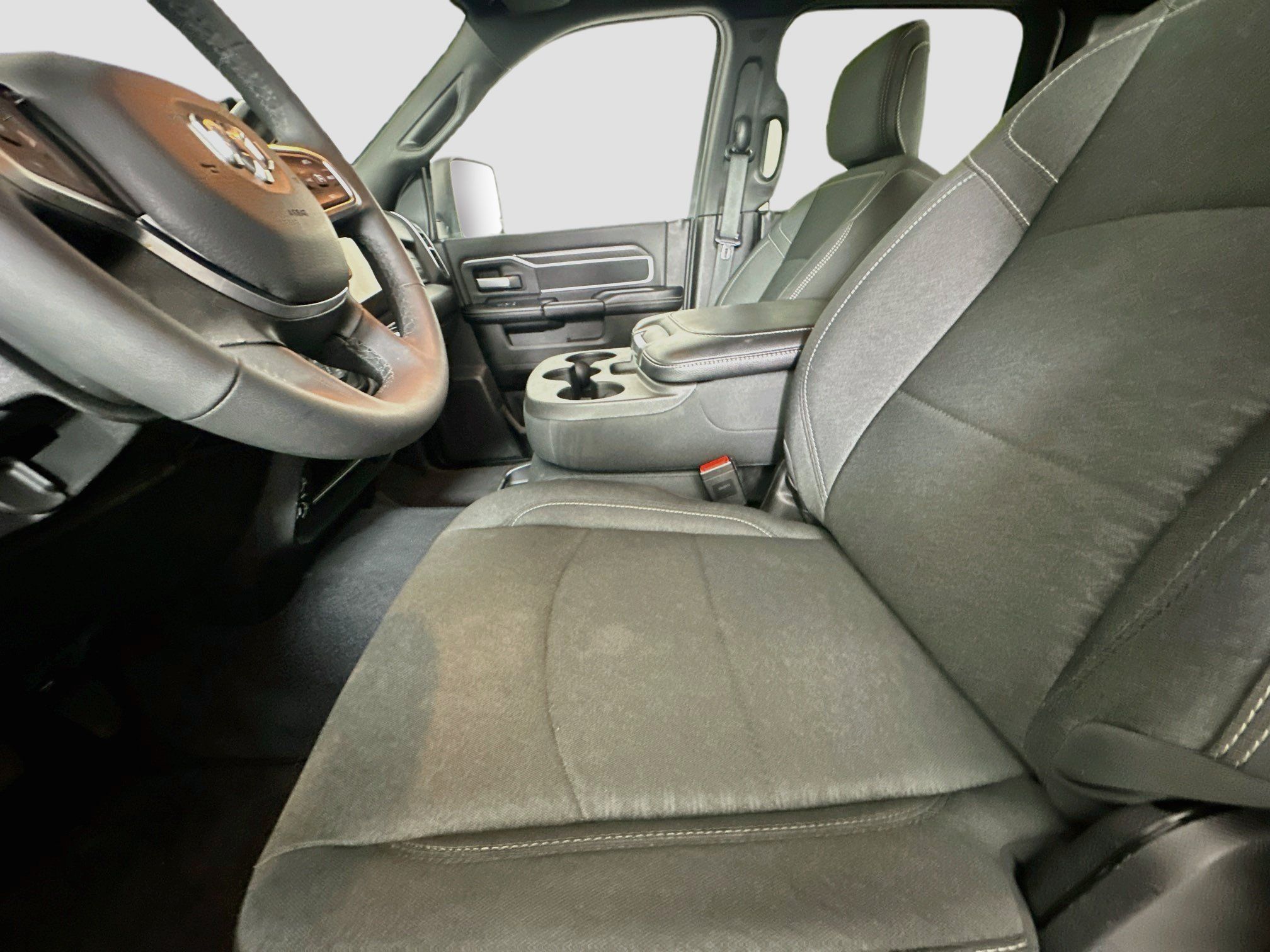 Used 2025 RAM 2500 Big Horn AWD/4WD image 13