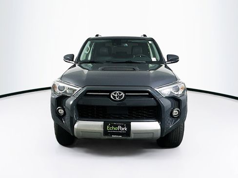 Used 2024 Toyota 4Runner TRD Off-Road Premium image 2