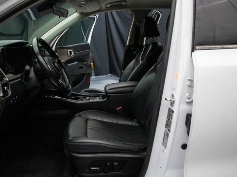 Used 2021 Kia Sorento EX image 27