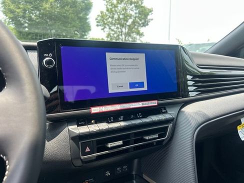 New 2026 Toyota Camry SE FWD image 19