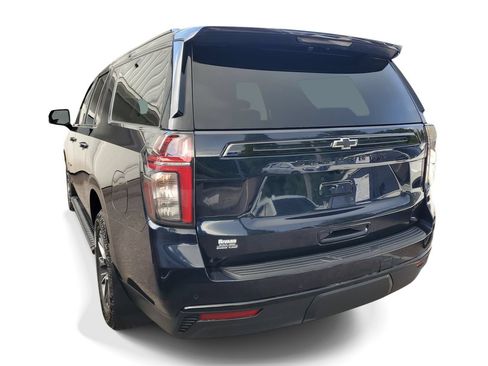 Used 2023 Chevrolet Suburban Z71 w/ Luxury Package AWD/4WD image 3