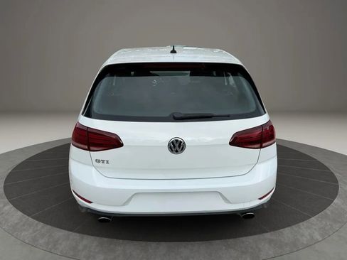 Used 2018 Volkswagen GTI S image 4