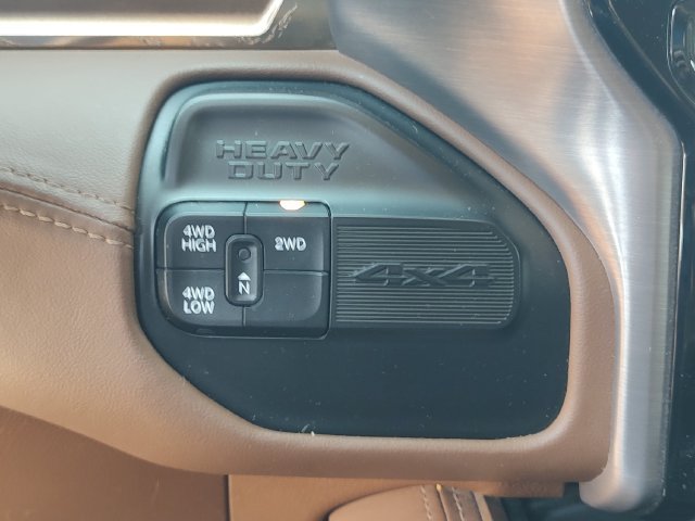 Used 2022 RAM 3500 Limited AWD/4WD image 19