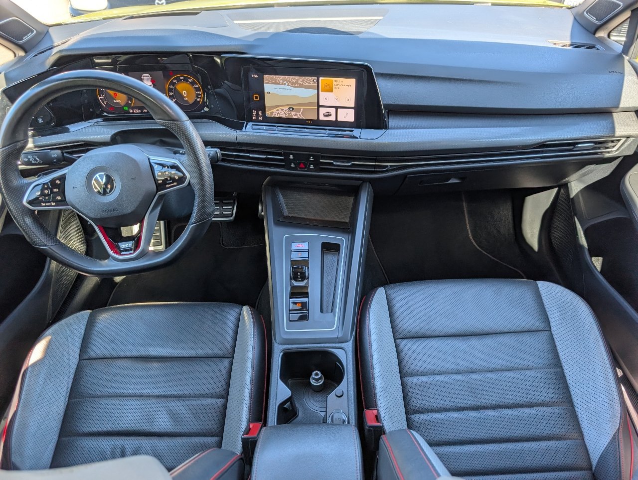 Used 2022 Volkswagen GTI Autobahn FWD image 4