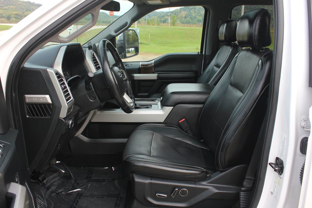 Used 2016 Ford F150 Lariat w/ Equipment Group 502A Luxury AWD/4WD image 28