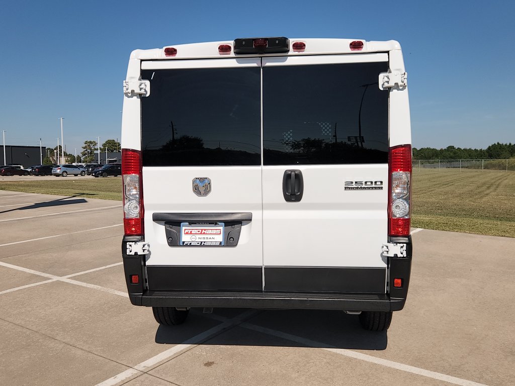 Used 2025 RAM ProMaster 2500 w/ U-Haul Equipment Group FWD image 6