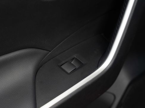 Used 2024 Toyota RAV4 LE image 21