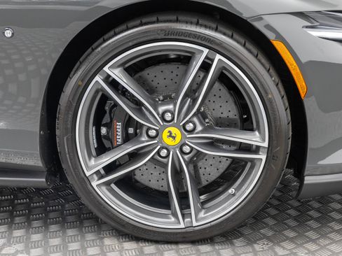 Certified 2025 Ferrari Roma Spider RWD image 50