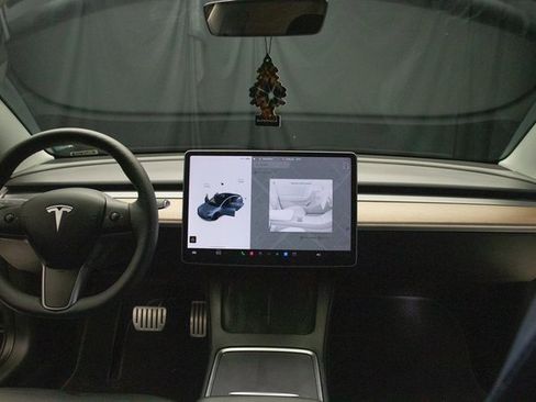 Used 2021 Tesla Model 3 Performance image 21