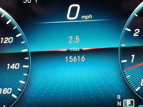 Used 2022 Mercedes-Benz E 350 Sedan image 26