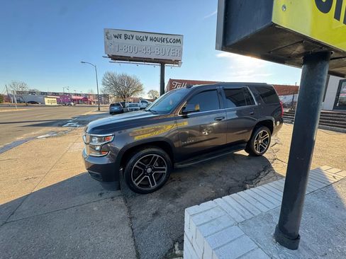 Used 2015 Chevrolet Tahoe LS w/ Max Trailering Package RWD image 8