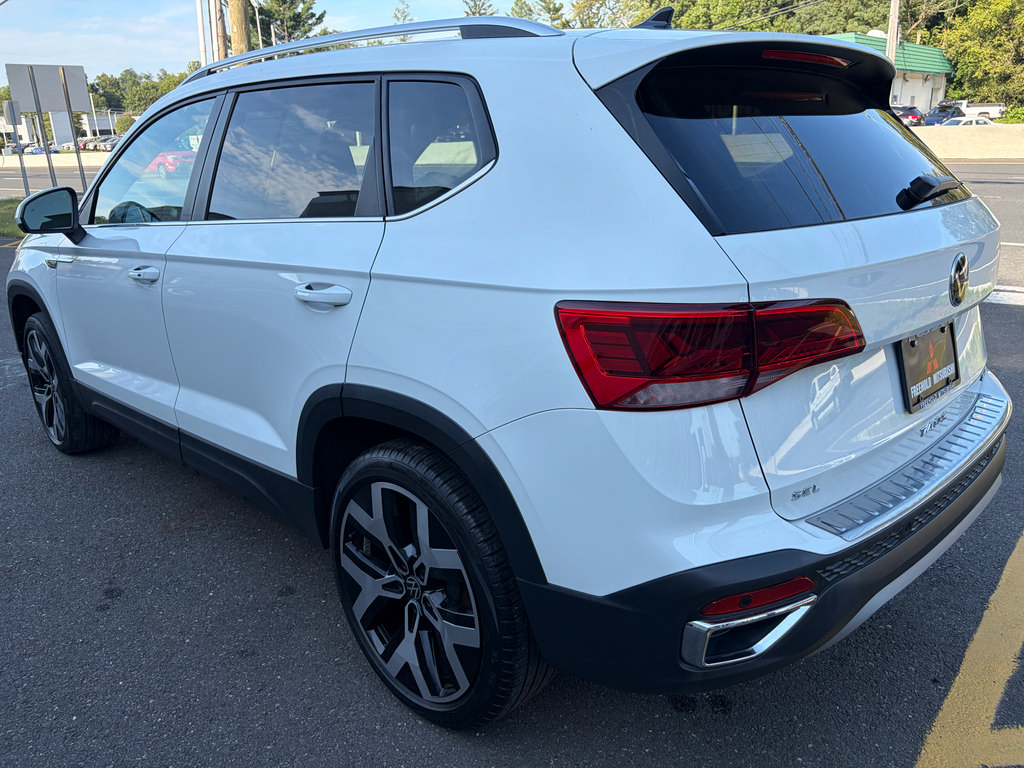 Used 2023 Volkswagen Taos SEL AWD/4WD image 9