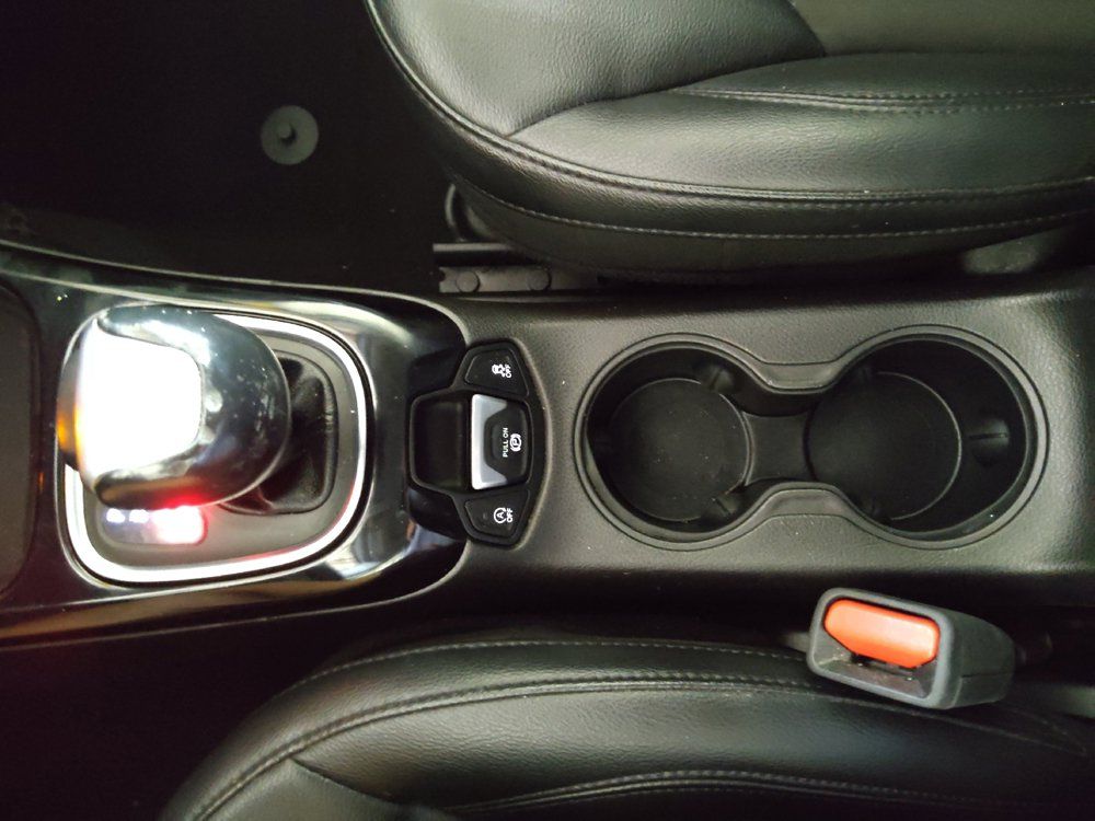 Used 2021 Jeep Compass Latitude w/ Sun and Sound Group FWD image 26