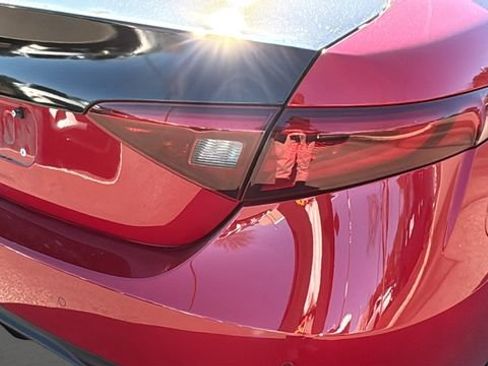 Used 2023 Alfa Romeo Giulia Veloce image 36