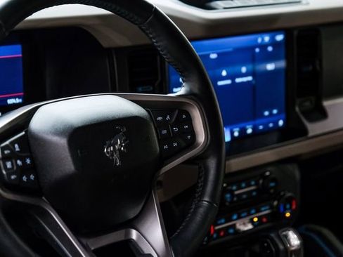 Used 2022 Ford Bronco Wildtrak image 56