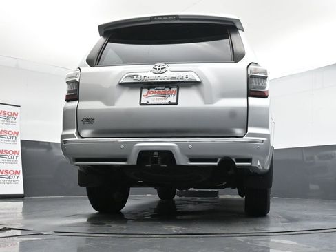 Used 2022 Toyota 4Runner Limited image 42