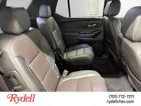 Used 2023 Chevrolet Traverse High Country w/ LPO, Floor Liner Package image 18