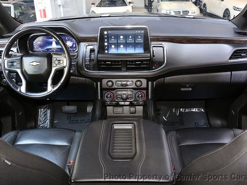 Used 2022 Chevrolet Suburban LT AWD/4WD image 27