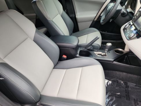 Used 2013 Toyota RAV4 Limited FWD image 16