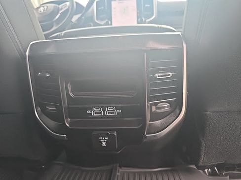 New 2026 RAM 2500 Big Horn AWD/4WD image 10