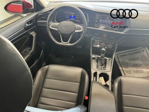 Used 2022 Volkswagen Jetta SE w/ Panoramic Sunroof Package FWD image 27