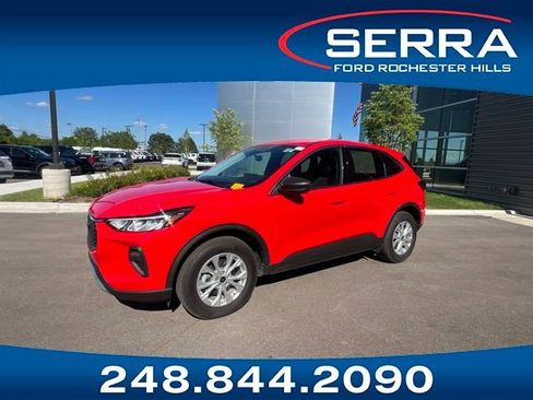 Used 2024 Ford Escape Active w/ Tech Pack #1 AWD/4WD image 1