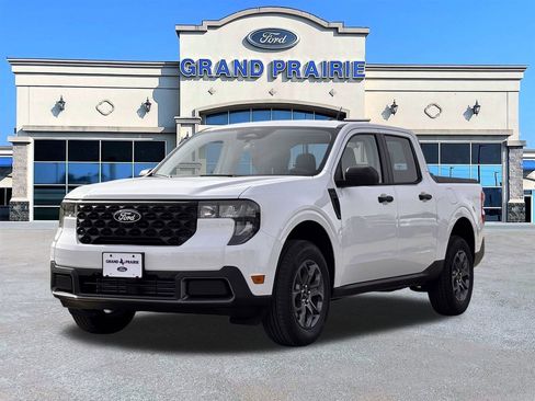 New 2026 Ford Maverick XLT image 25