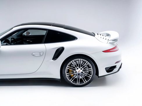 Used 2014 Porsche 911 Turbo S AWD/4WD image 27