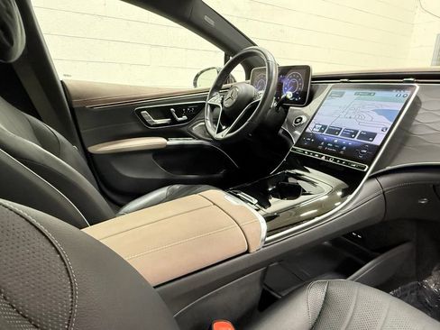 Used 2023 Mercedes-Benz EQS 450+ Sedan image 41