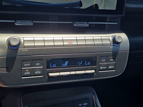 New 2026 Hyundai Kona Limited FWD image 33
