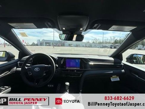 New 2026 Toyota Camry SE image 10