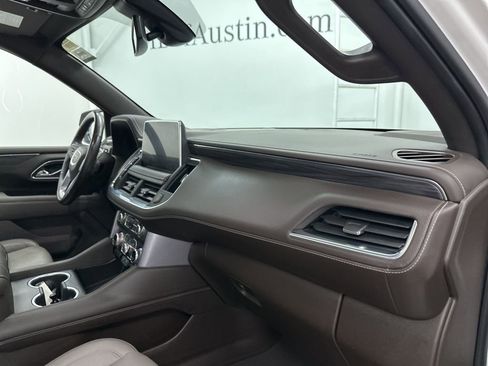 Used 2021 GMC Yukon SLT w/ SLT Luxury Plus Package image 26