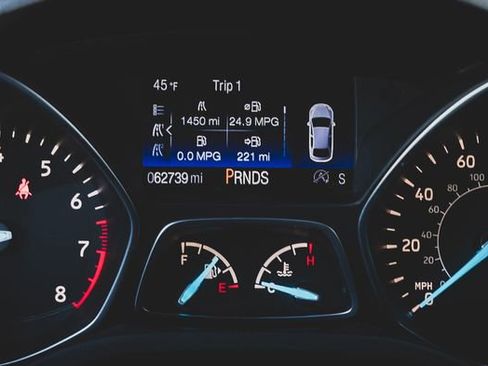 Used 2019 Ford Escape SE image 8