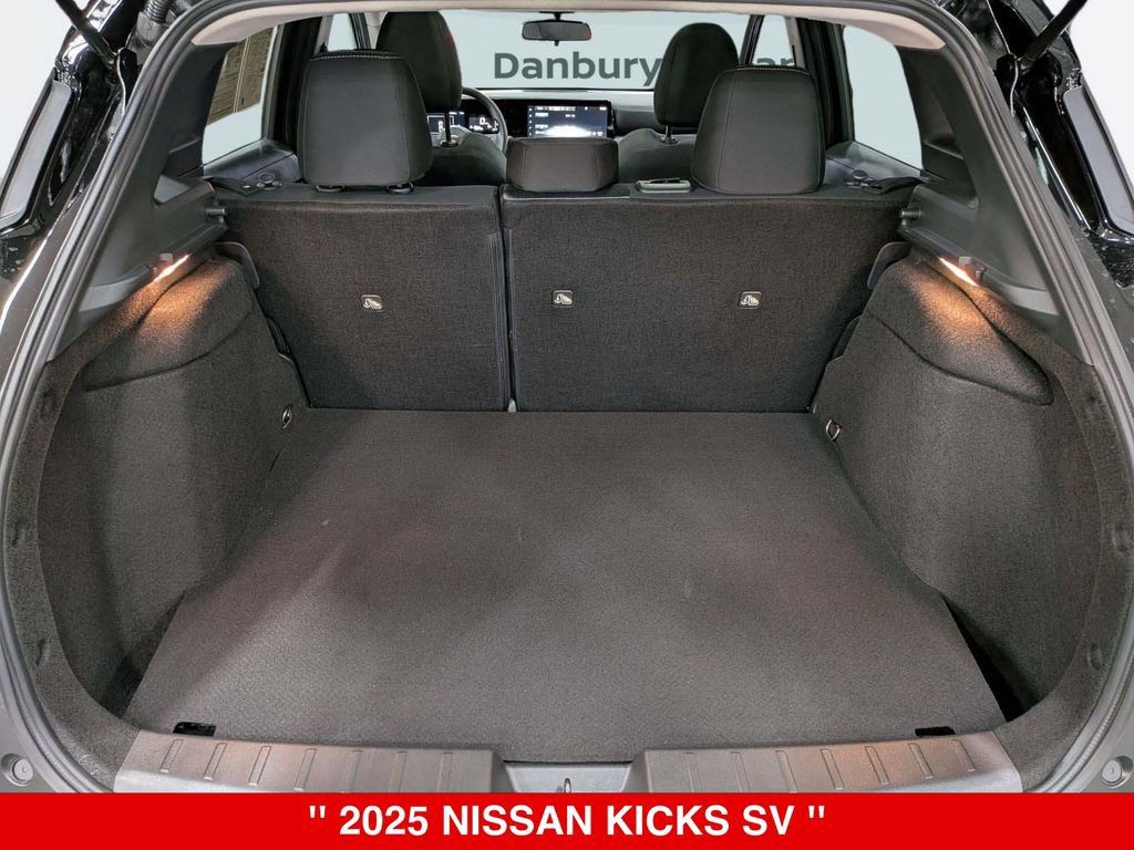 Certified 2025 Nissan Kicks SV w/ SV Premium Package AWD/4WD image 31