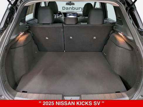 Certified 2025 Nissan Kicks SV w/ SV Premium Package AWD/4WD image 31