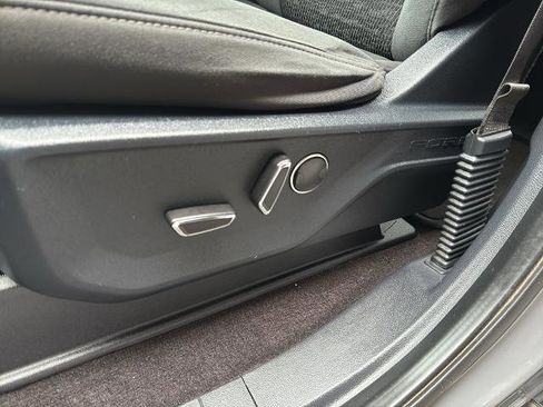 Certified 2021 Ford F150 XLT w/ Equipment Group 302A High image 16