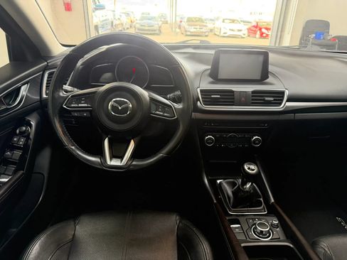 Used 2017 MAZDA MAZDA3 Grand Touring w/ Premium Equipment Package FWD image 21