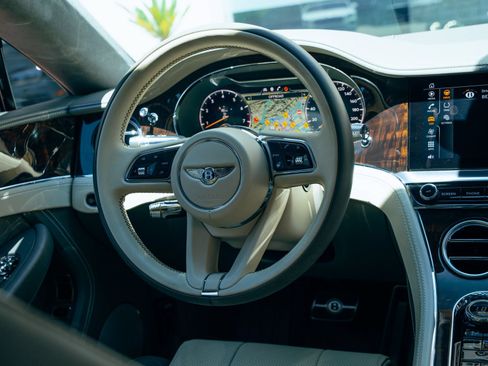 Used 2022 Bentley Continental GT AWD/4WD image 20