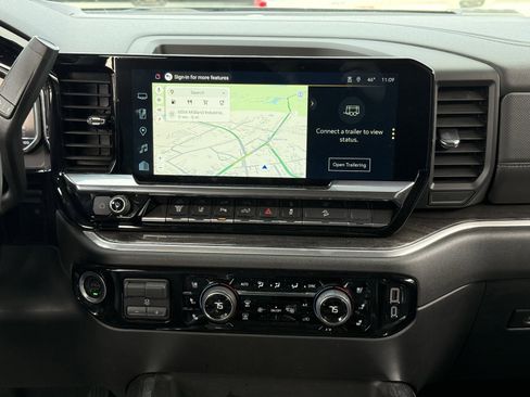 Used 2025 Chevrolet Silverado 2500 LTZ w/ Z71 Chrome Sport Edition image 20